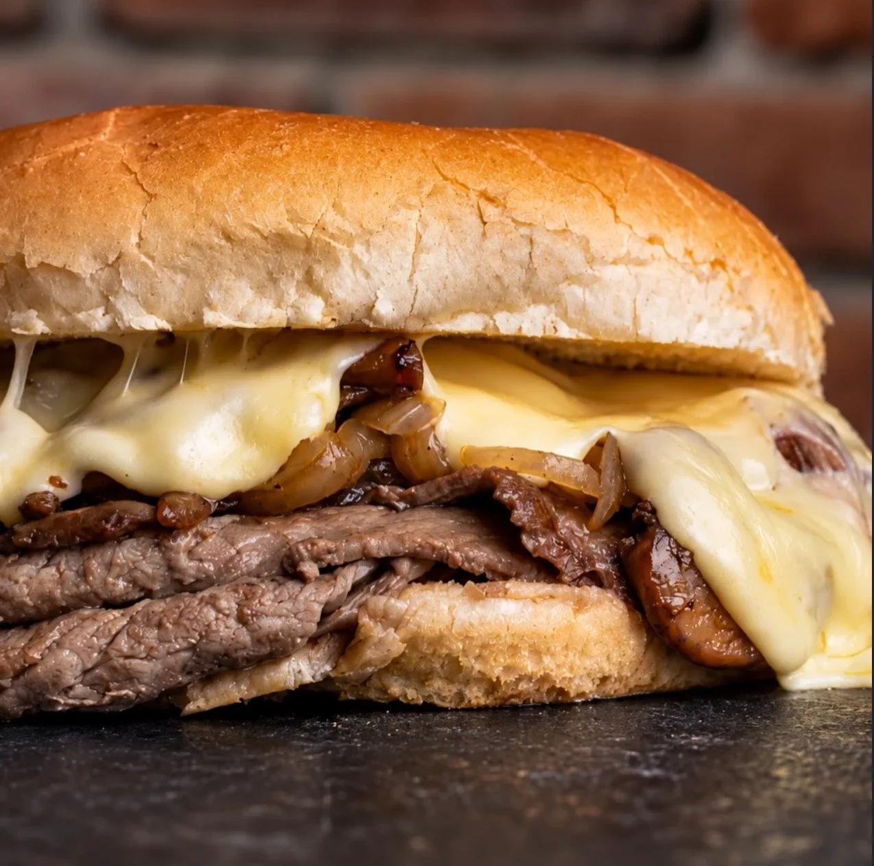 Sándwich de carne y queso